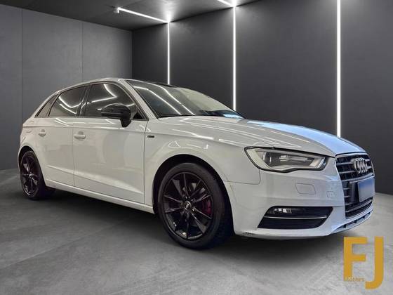 AUDI A3 1.8 TFSI SPORTBACK 16V GASOLINA 4P AUTOMÁTICO AUDI A3 1.8 TFSI SPORTBACK 16V GASOLINA 4P AUTOMÁTICO